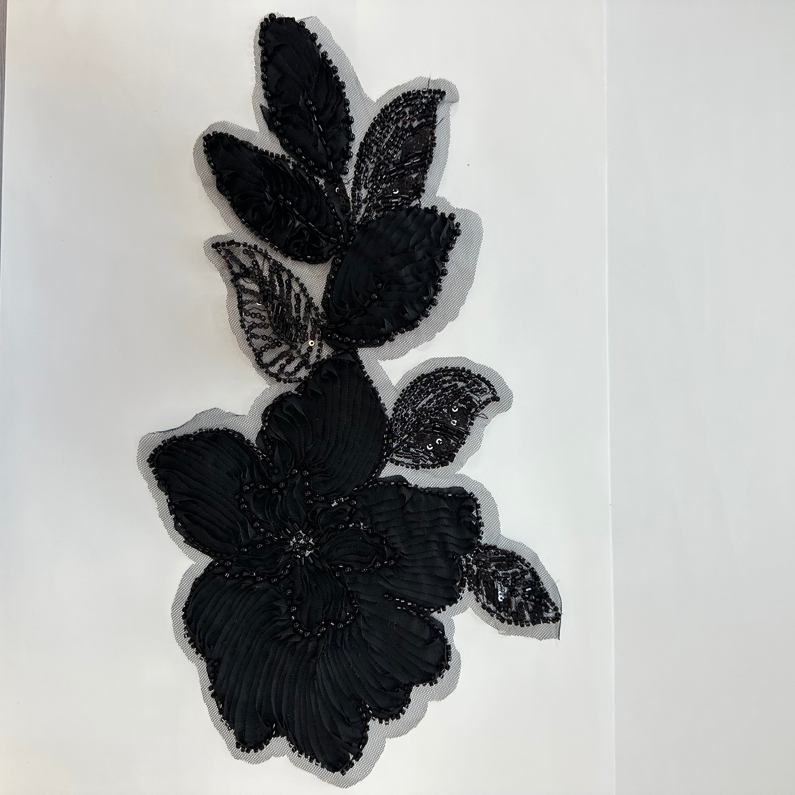 D2607-127 Fancy Floral patch