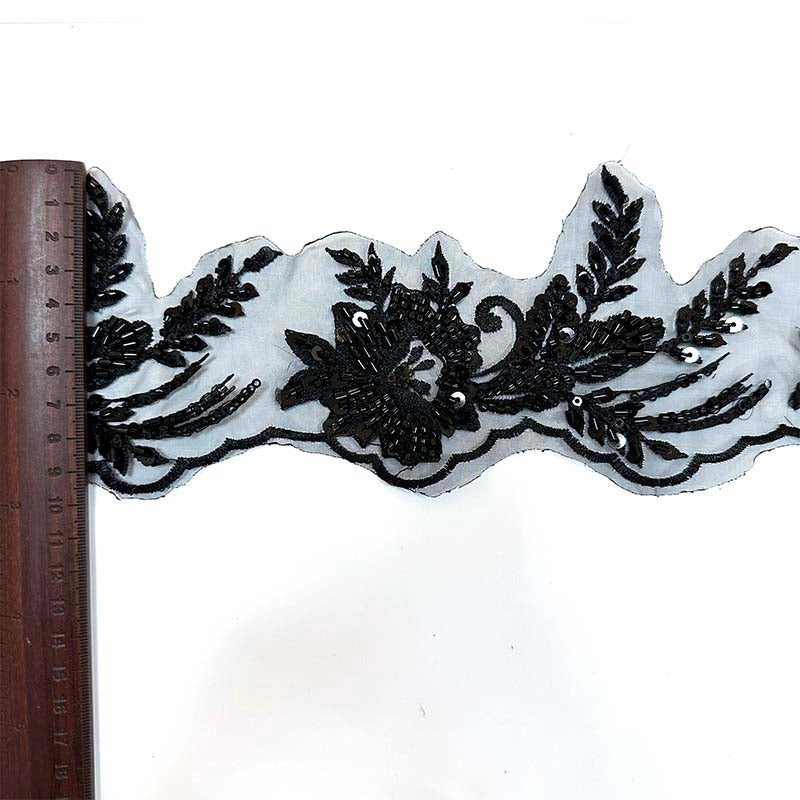 D2608-135 multicolor bead trimming
