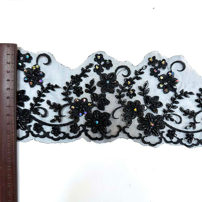 D2608-139 multicolor bead trimming