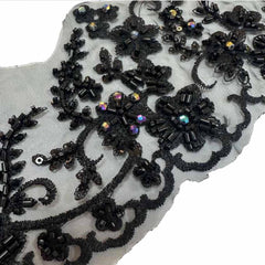 D2608-139 multicolor bead trimming