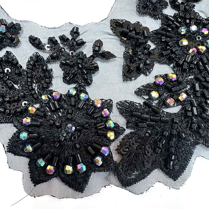 D2608-143 multicolor bead trimming