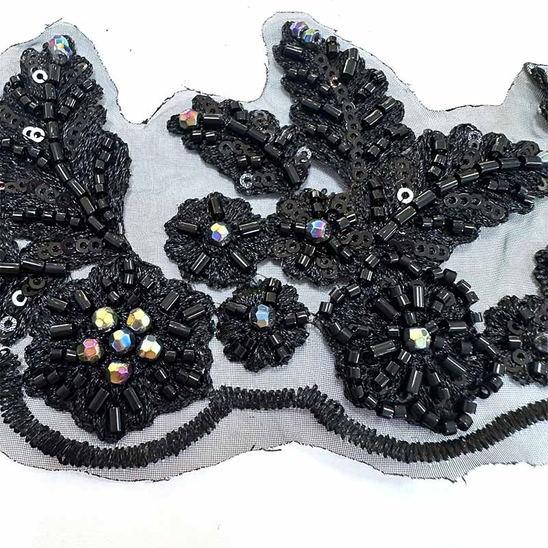 D2608-156 multicolor bead trimming