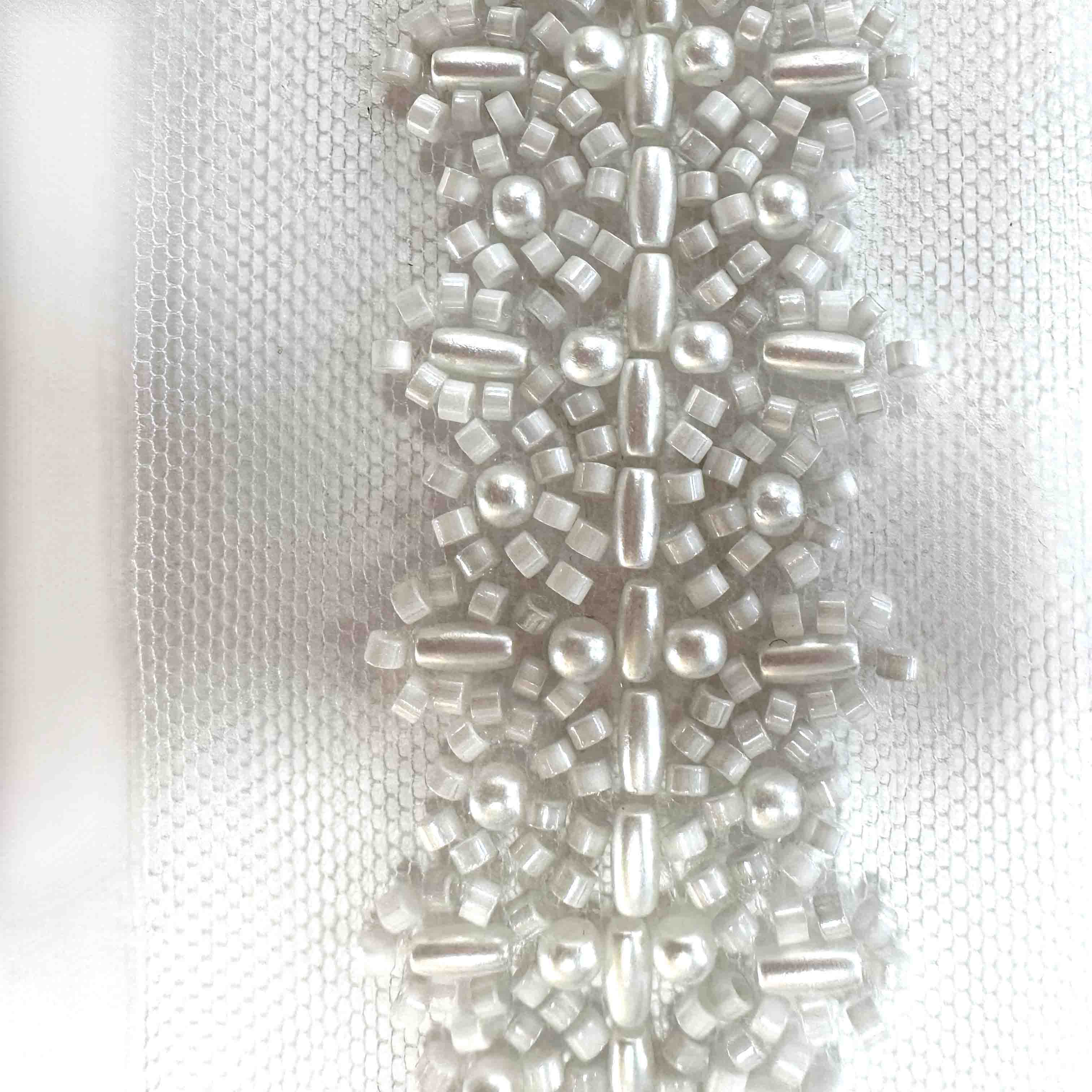 QA8279 pearl trimming