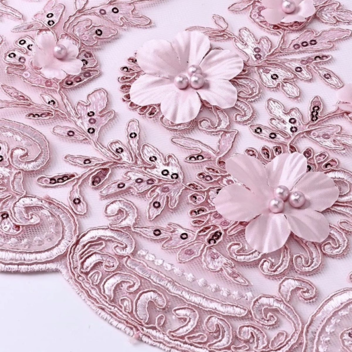 3D lace trimming